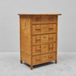 1555 4050 CHEST OF DRAWERS